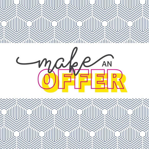 Meet your Posher, Dusty - Picture 1 of 2